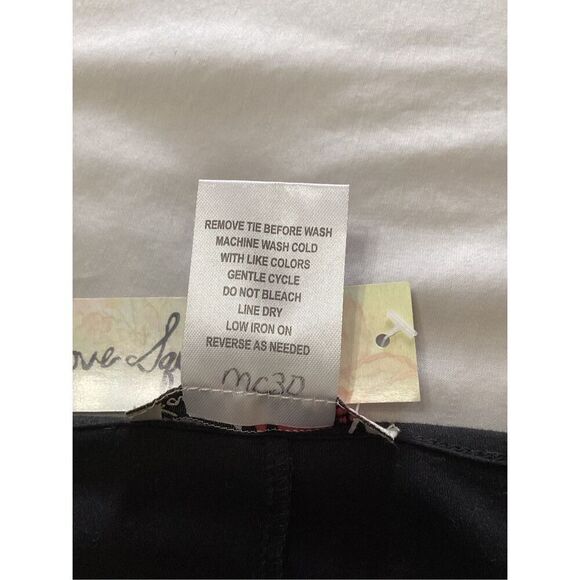 Love Squared Plus Sized Black Grommet Lace - Up Dress Size: 1X - Picture 7 of 8